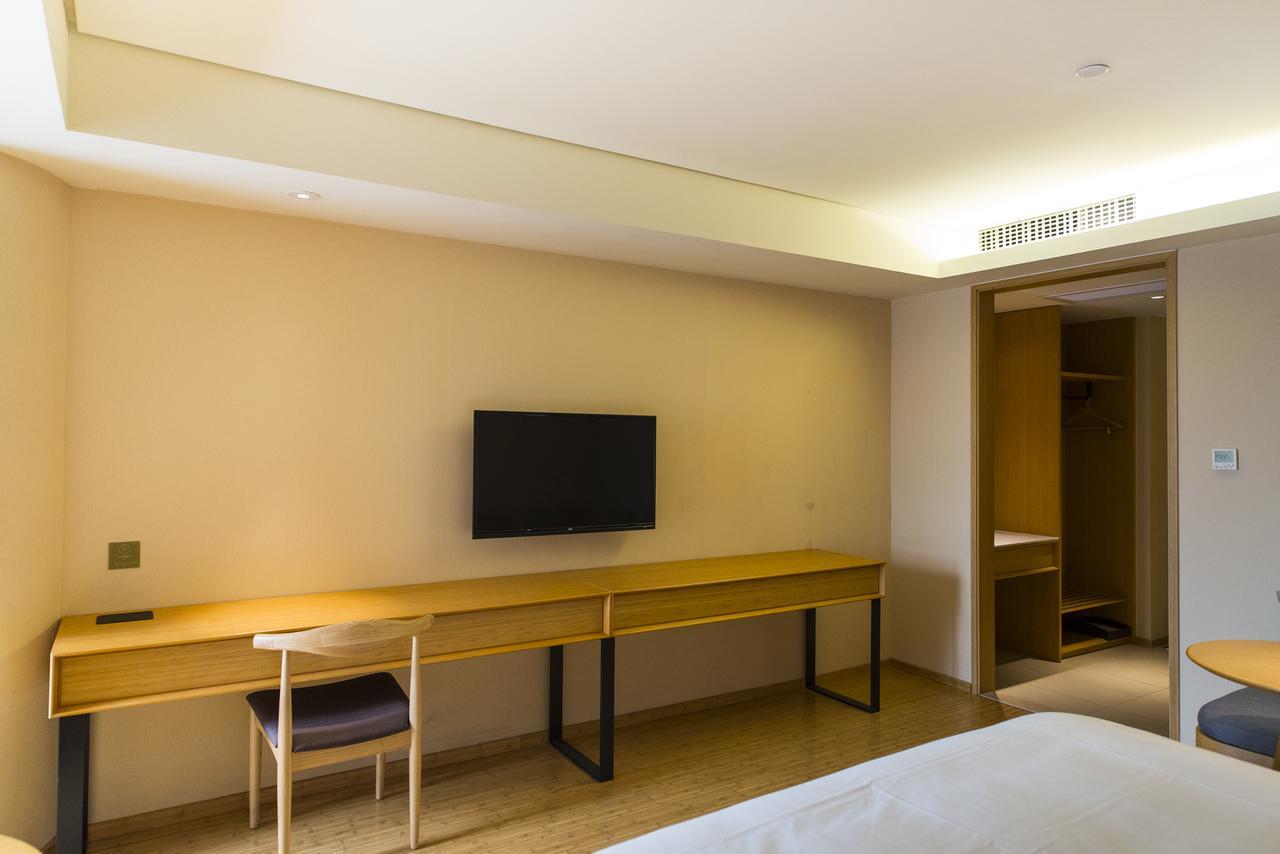 Ji Hotel Shanghai Hongqiao Airport Huqingping Highway Buitenkant foto