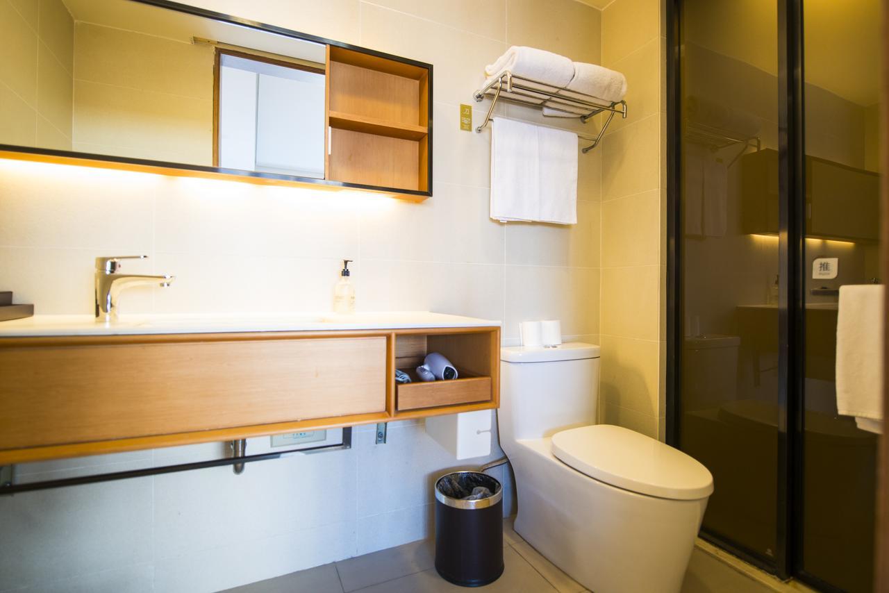 Ji Hotel Shanghai Hongqiao Airport Huqingping Highway Buitenkant foto