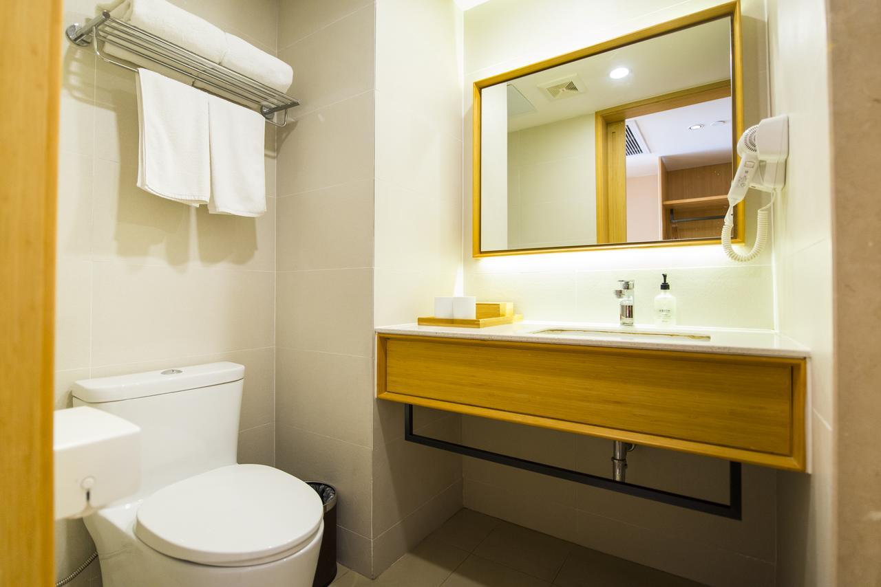 Ji Hotel Shanghai Hongqiao Airport Huqingping Highway Buitenkant foto